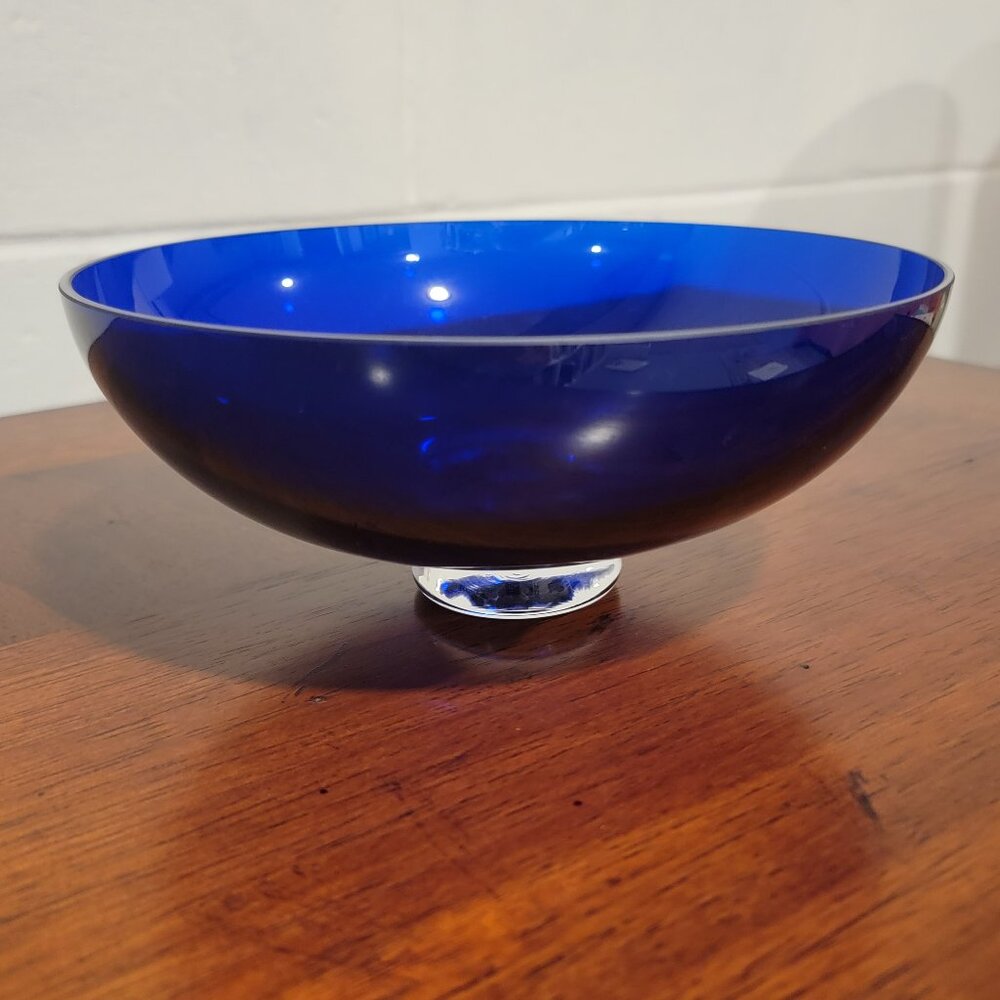 VTG - Cobalt Blue Glass Bowl. Leendan Holland Style. Clear knob base. Beautiful!